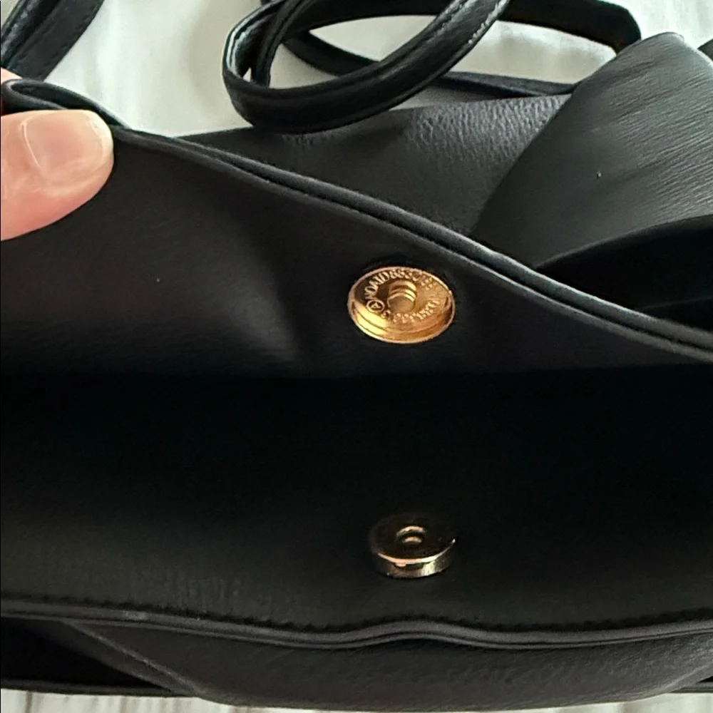 Chic Black Bow Women's Clutch